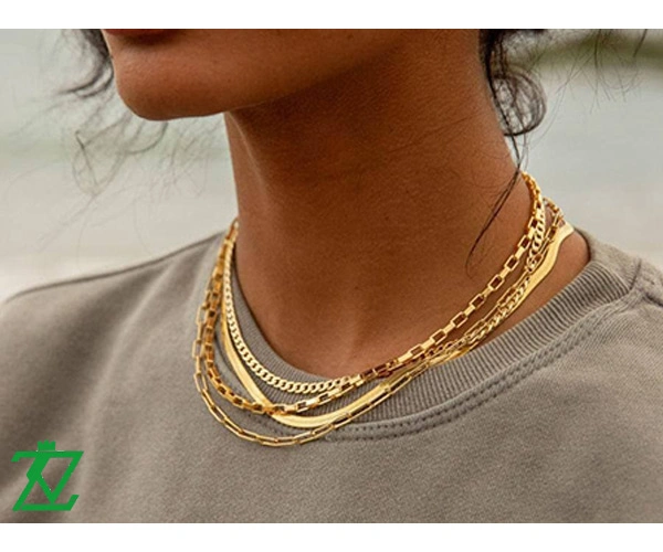 (ست طلا با لباس)چگونه طلا را با لباس های مختلف ست کنیم؟