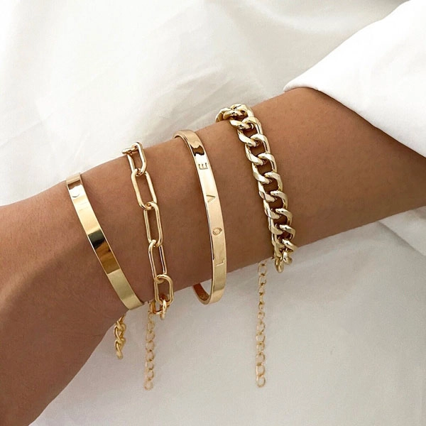 راهنمای خرید انواع مدل های دستبند زنجیری