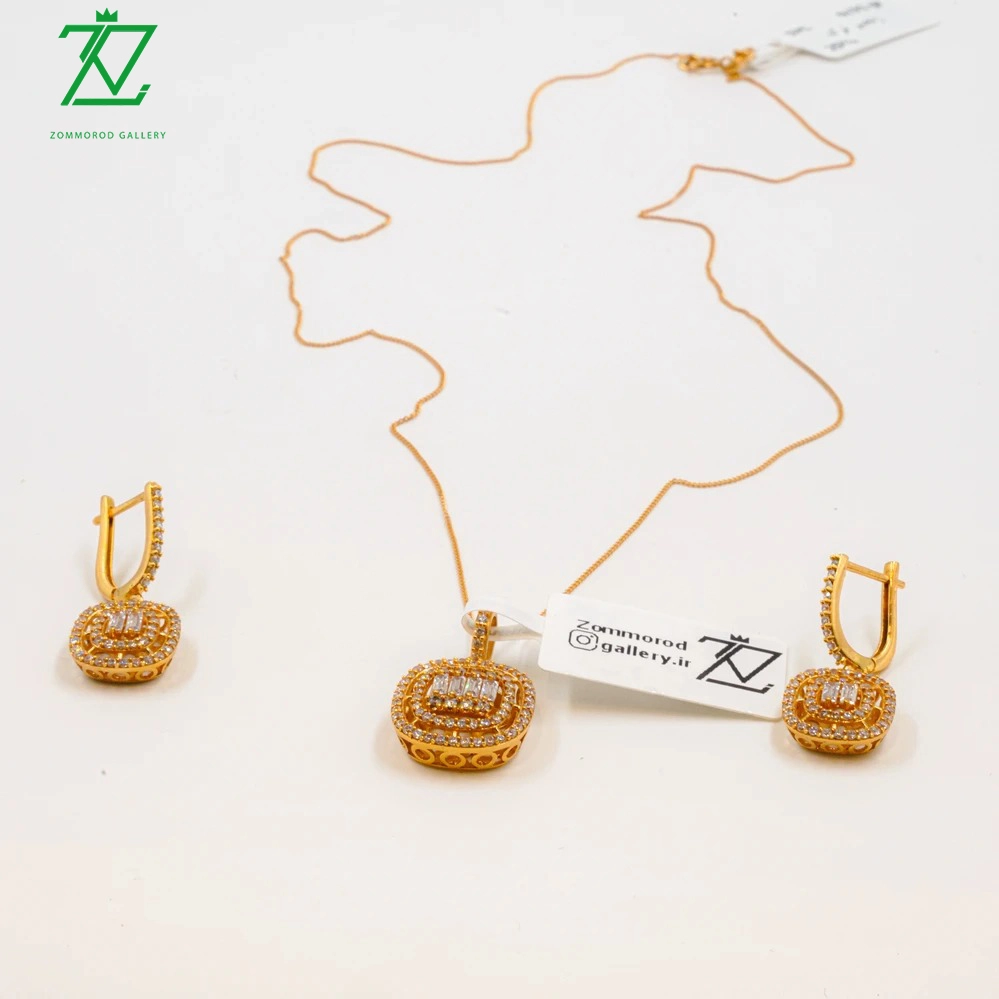 طلای بدون نگین یا نگیندار؟